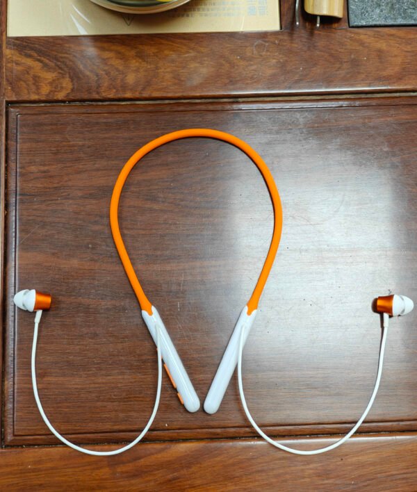 aura-2 Aura Flex Neckband